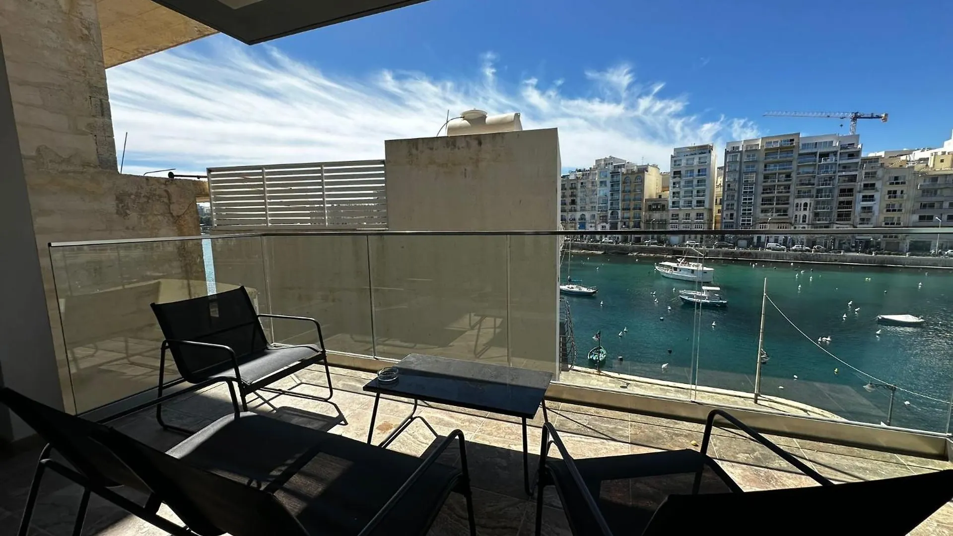 86 Spinola Bay Lägenhet St. Julian's 0*,  Malta